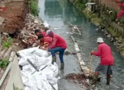 Jalan Ambrol di Tepi Sungai Gundih IV Surabaya, Pemkot Turunkan Tim, Nihil Korban Jiwa
