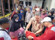 Lewerissa Tinjau Korban Kebakaran Batu Merah, Pemprov Maluku Salurkan Bantuan